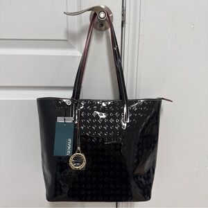 Invece Black Tote Bag